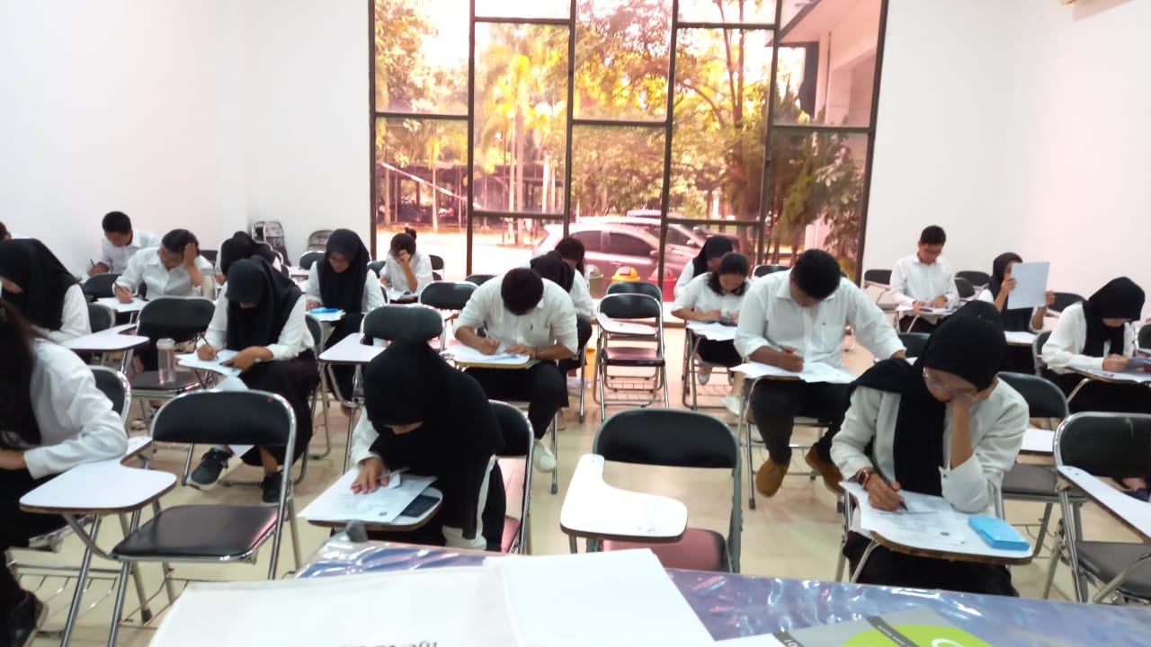 LAST WEEK OF MID SEMESTER EXAMINATION FACULTY OF PHARMACY USU